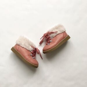 Zara pink faux fur lined boots EUC  size 20(5)